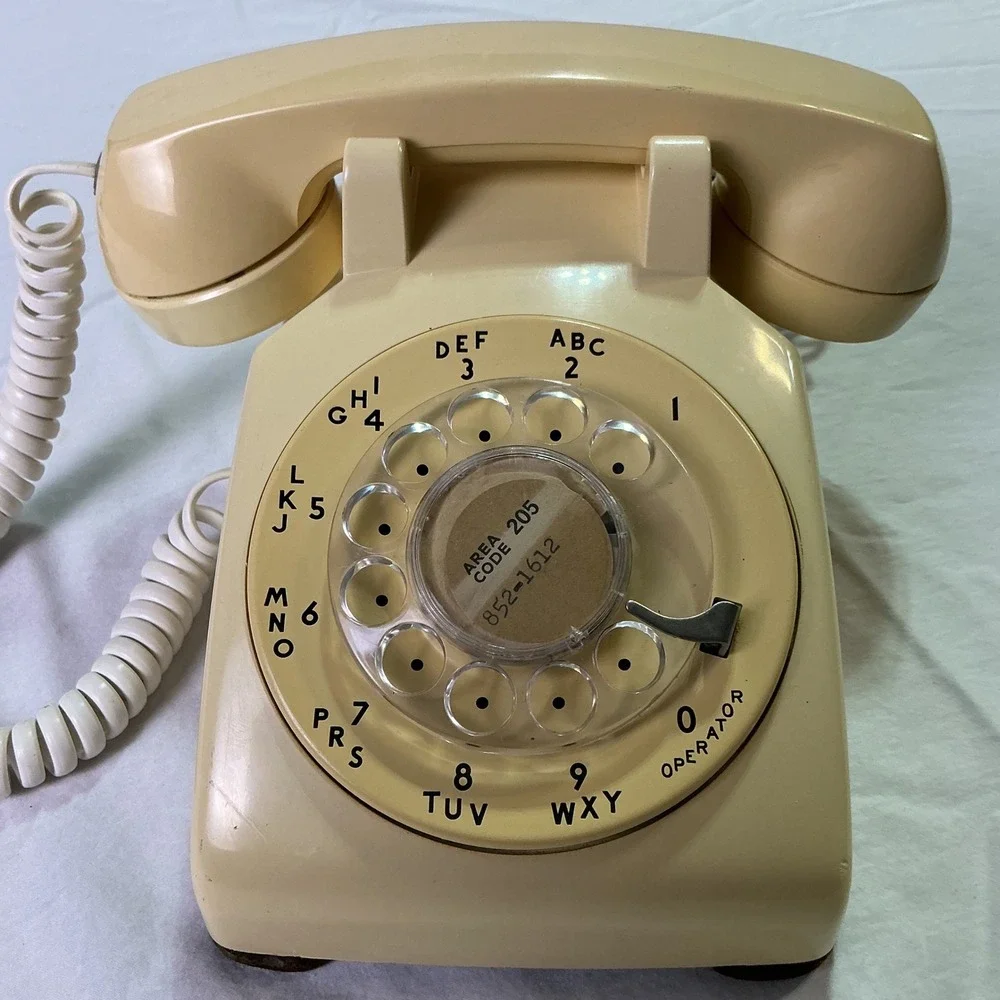 Vintage Bell System Western Electric Rotary Desk Telephone Beige Cream USA